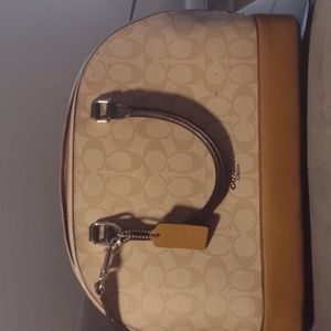 Coach doctor handbag 👜